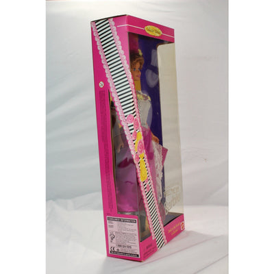French Barbie Dolls of the World Collection Second Edition 1996 Mattel 16499 New