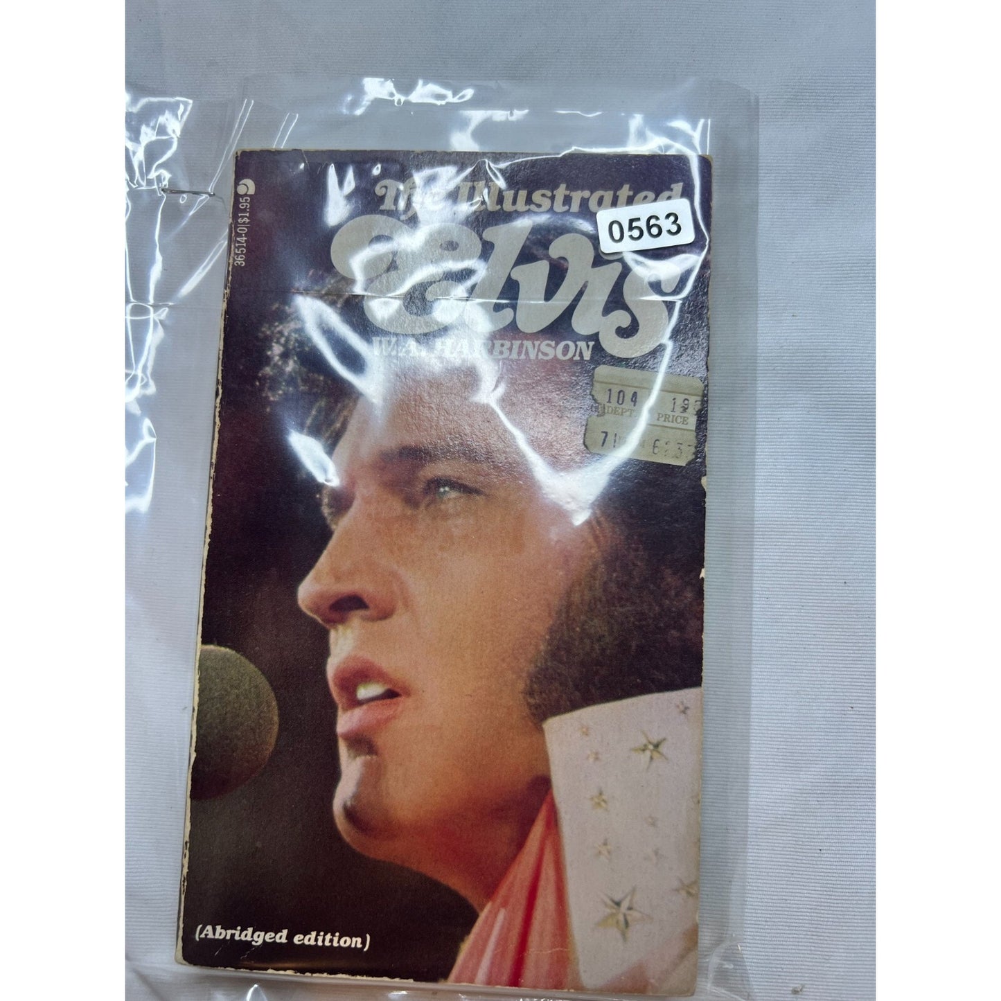 The Illustrated ELVIS by W.A. Harbinson Hardcover Biography Book Used