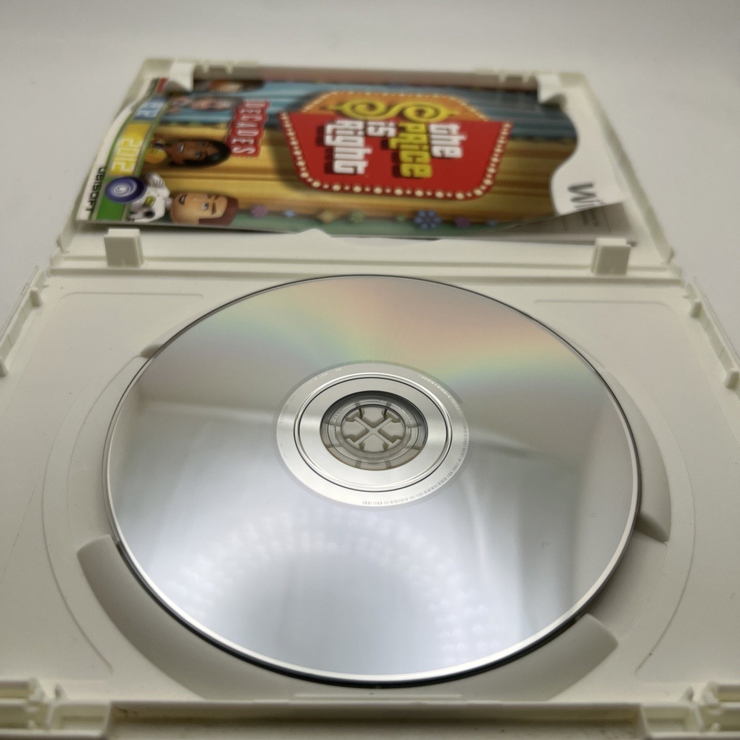 2011 The Price is Right Decades For Nintendo Wii With Case And Manual Used