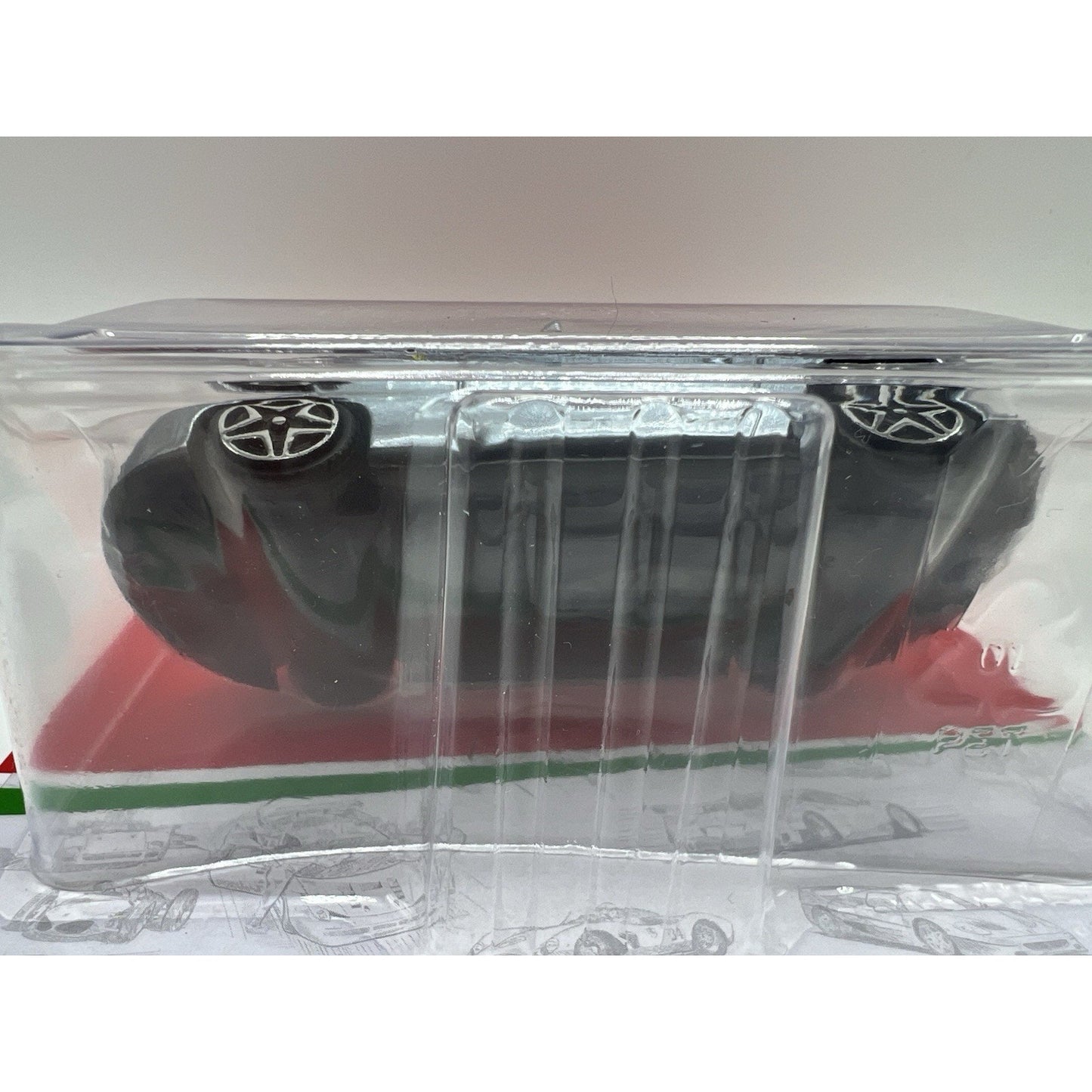 Burago Race and Play Silver Ferrari Roma 1/43 Die Cast Toy Model Car Supercar