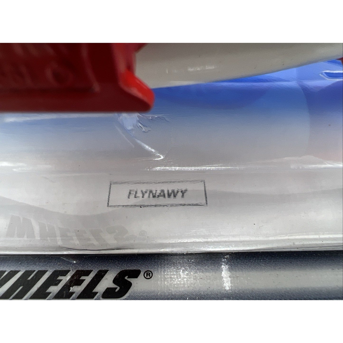 Hot Wheels 2000 Virtual Collection Blimp #142 Flynawy