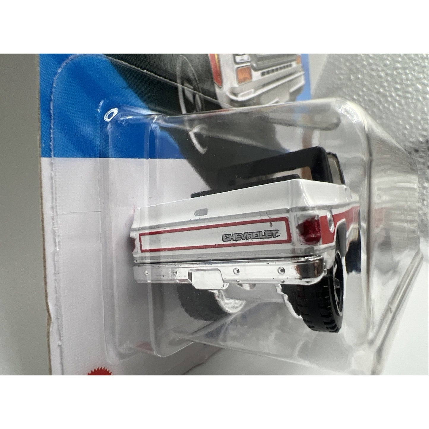 Hot Wheels 2025 Mainline 75 Chevy Blazer Custom #115 M Case 1975 White Truck