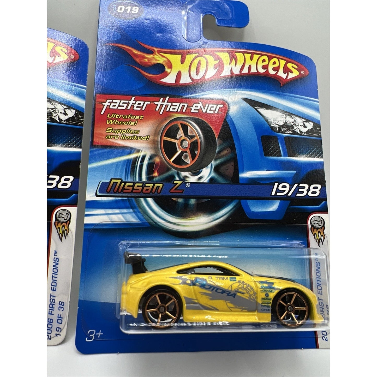 Hot Wheels 2006 1st Edition Nissan Z Yellow And FTE Version 19/38 Plus Ultra