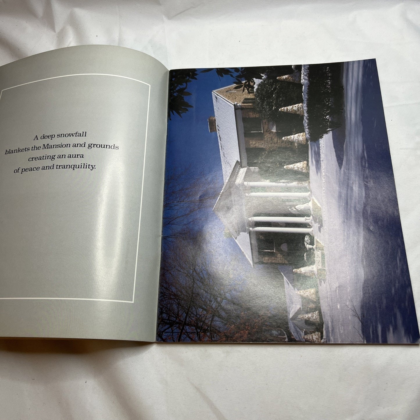 Elvis' Graceland 1982 The Official Photo Album of Elvis Home Rare Magazine