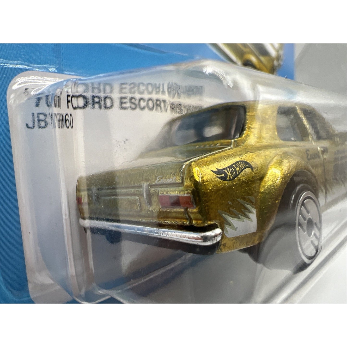 2025 Hot Wheels Ultra Hots '70 Ford Escort RS1600 Spectraflame Gold JBY60 1970