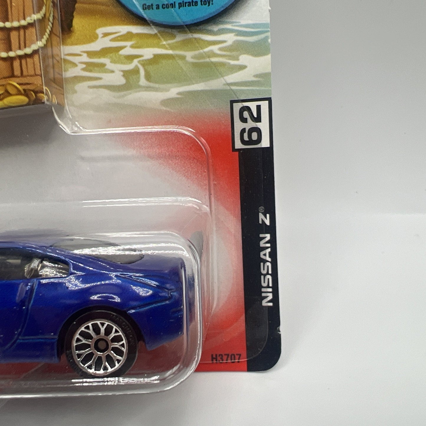Matchbox Nissan Z 2004 Blue Toy Car #62 Bonus Treasure Chest Card Die Cast Model