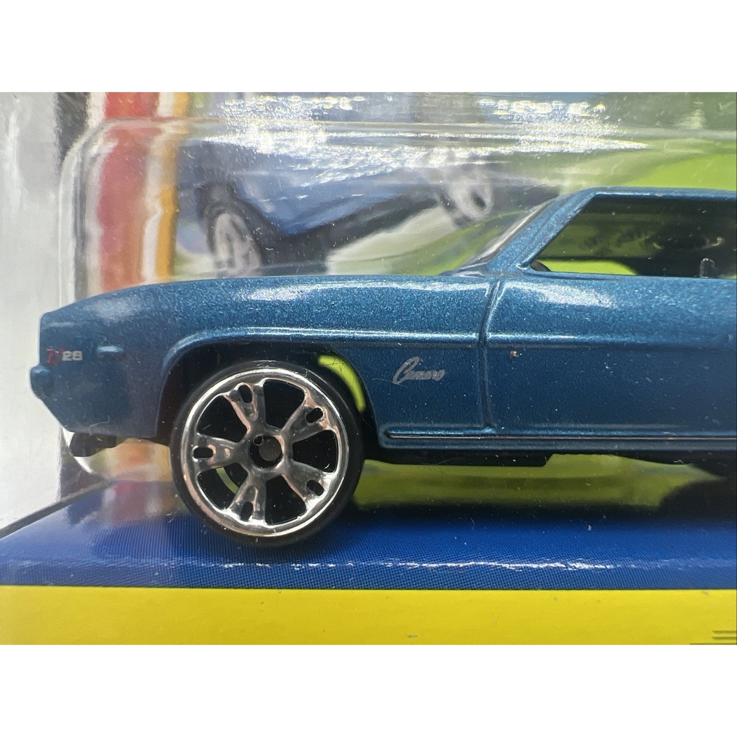 Matchbox SuperFast 1969 Camaro Z-28 Die-Cast Toy Car Super Fast Muscle Race Car
