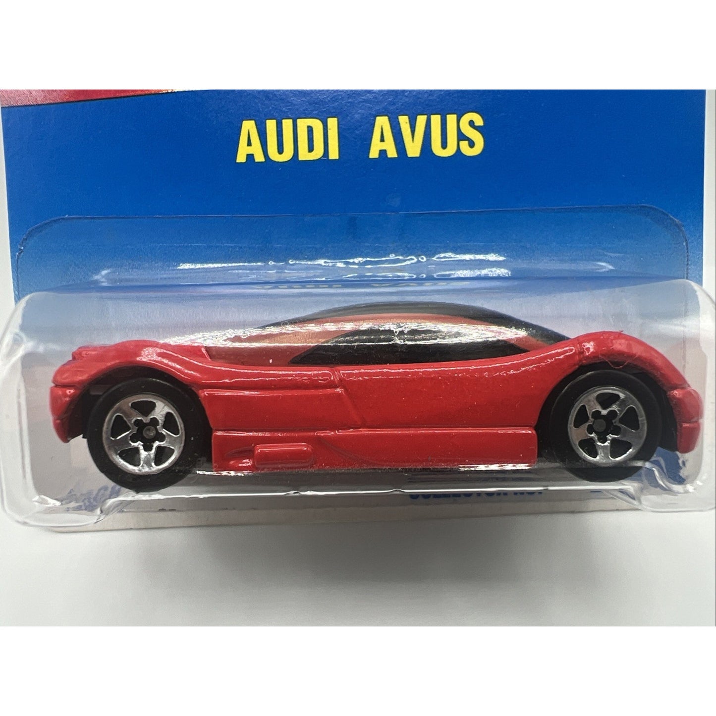 Hot Wheels 1992 Red Audi Avus 5 Spokes Collector 453 Die Cast Car Model