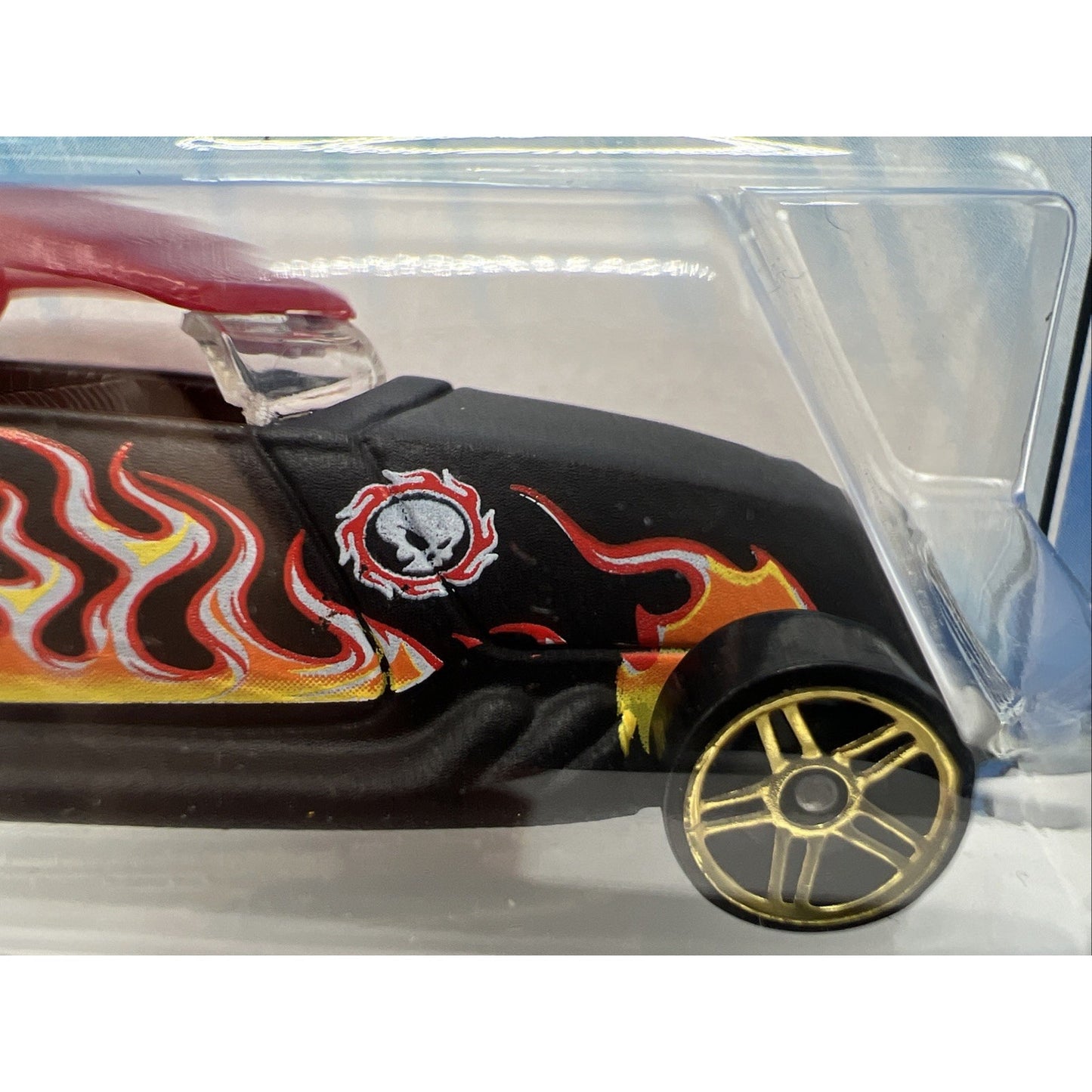 2005 Hot Wheels Mainlines 134 Black Fire Flame Phaeton Gold Wheels Diecast New
