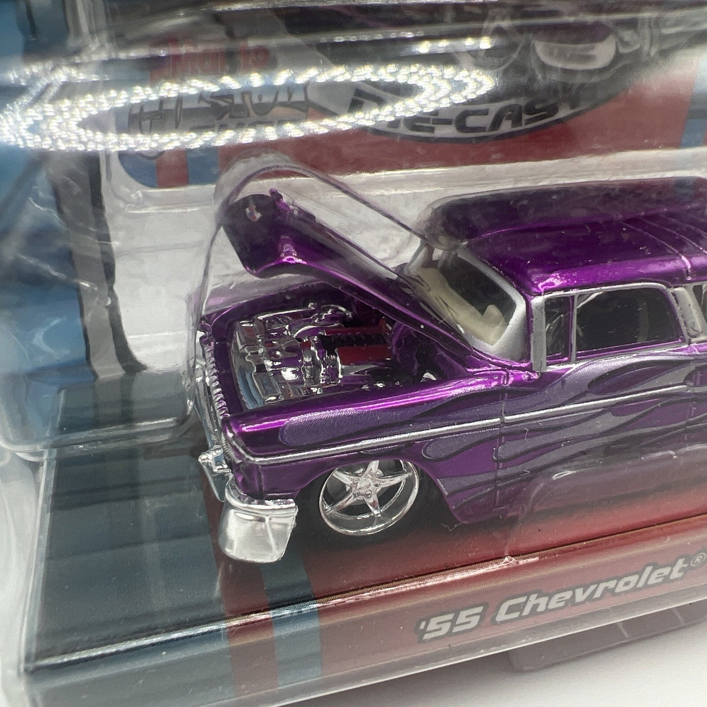 Maisto PRO RODZ 1:64 Diecast Car 1955 Chevy Nomad 2005 15478 Purple Flames