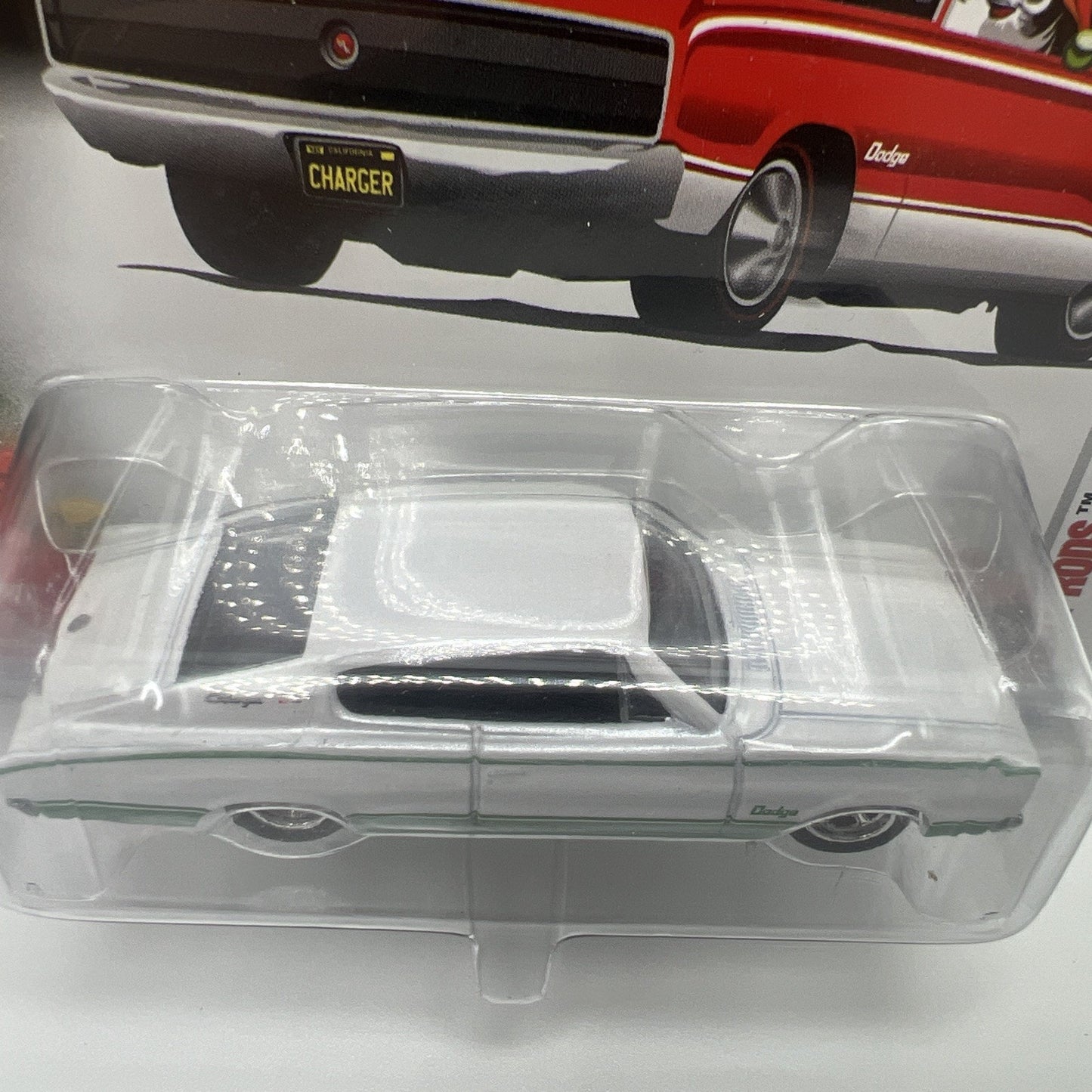 Hot Wheels 2004 Holiday Rods Series White Green 1967 Dodge Charger 67 Larry Wood