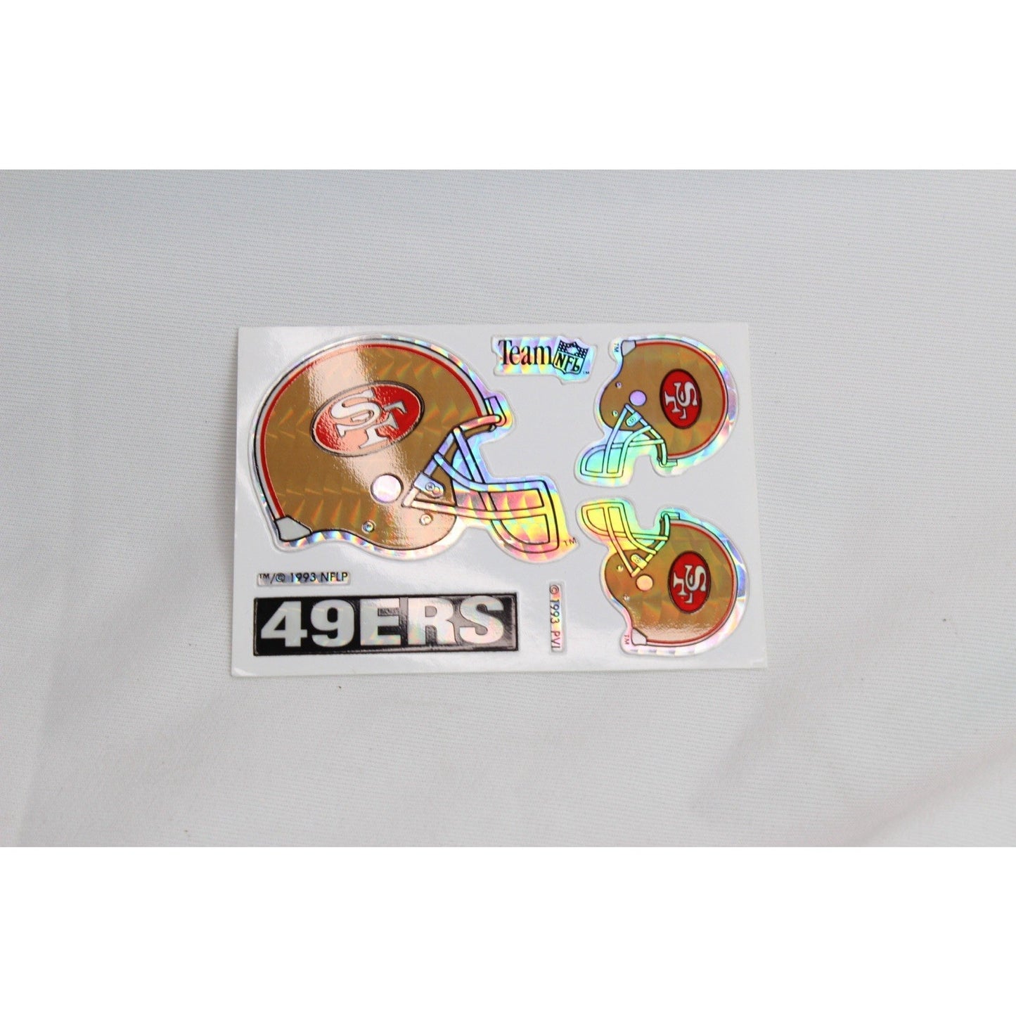 San Francisco 49ers Vintage 1993 Team NFL Holo Sticker Card Niners Helmets Prism