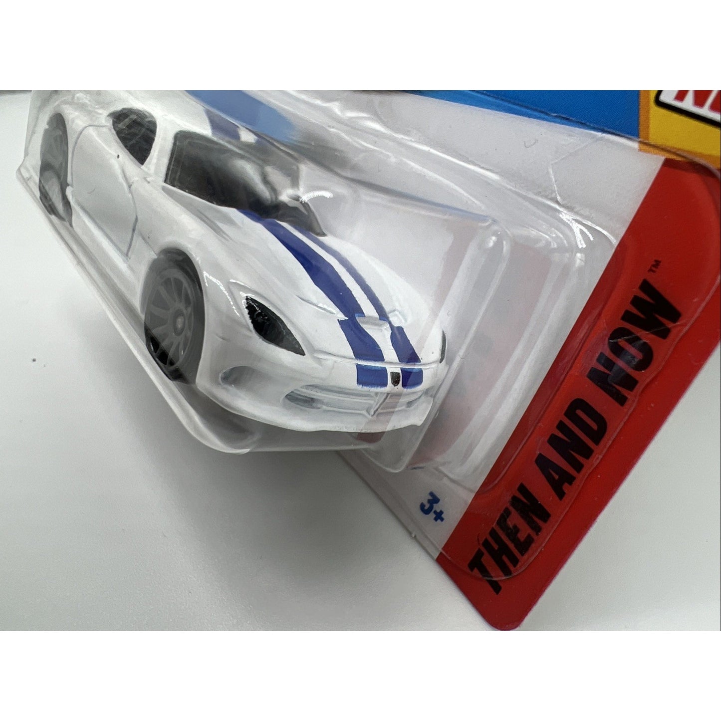 Hot Wheels 2013 SRT Viper Brand New 2025 White Rare