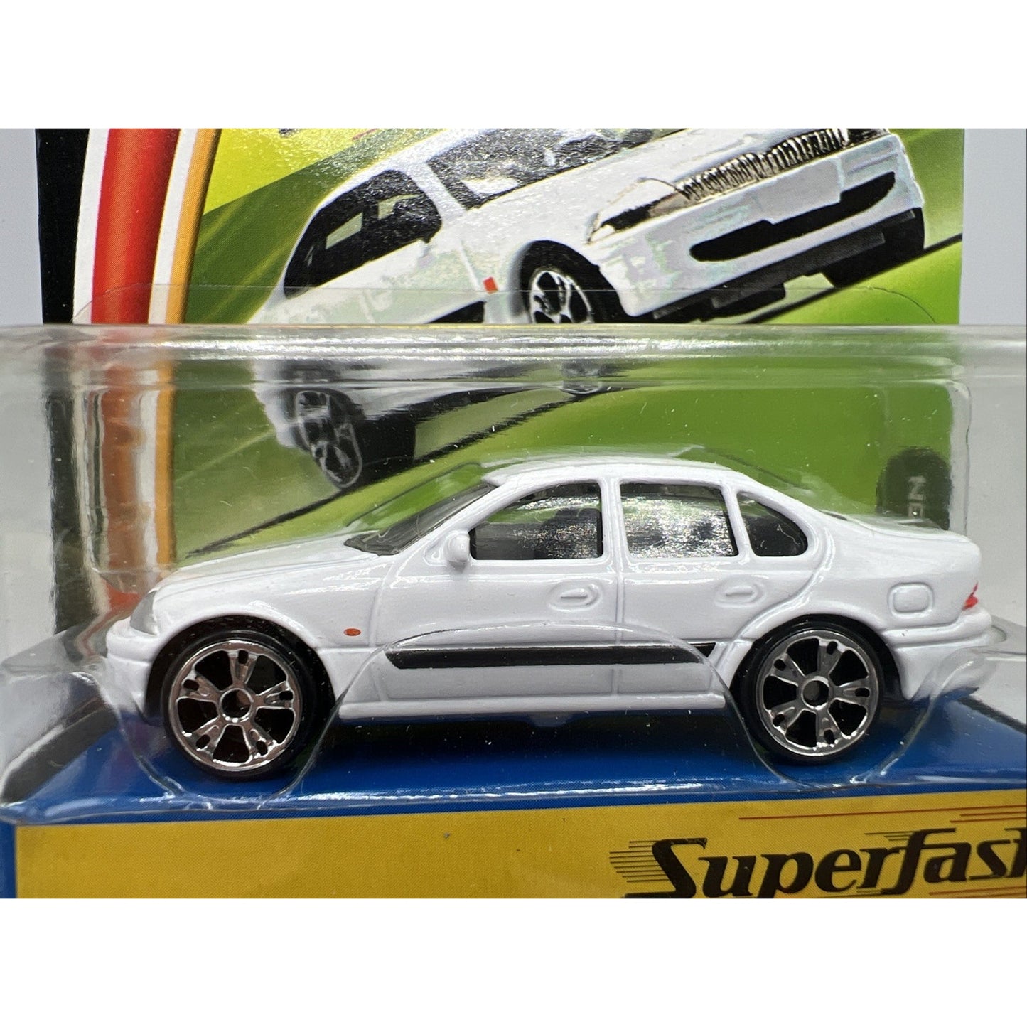 Matchbox Superfast 2004 White Ford Falcon Toy Car #51 Cop Police Detective