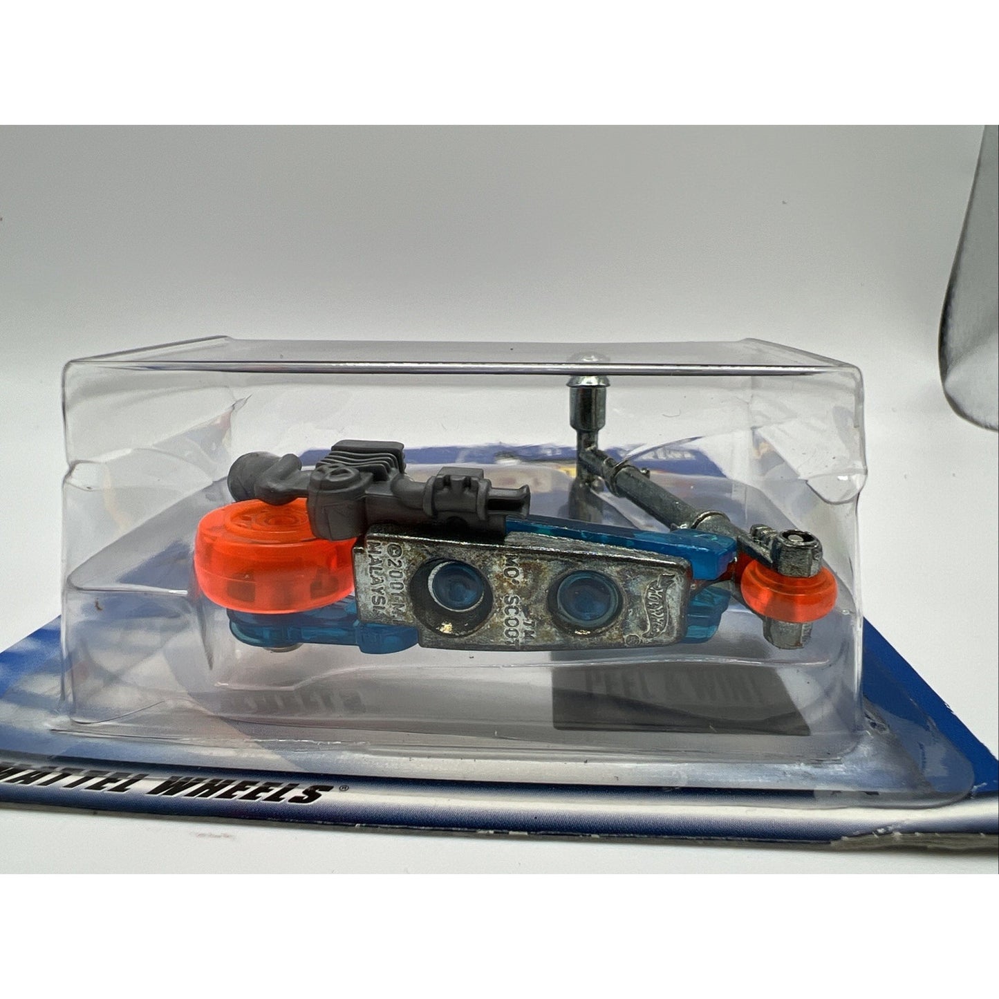 Hot Wheels Mo' Scoot 2002 Collector No. 157 Blue Scooter Moped Diecast Toy