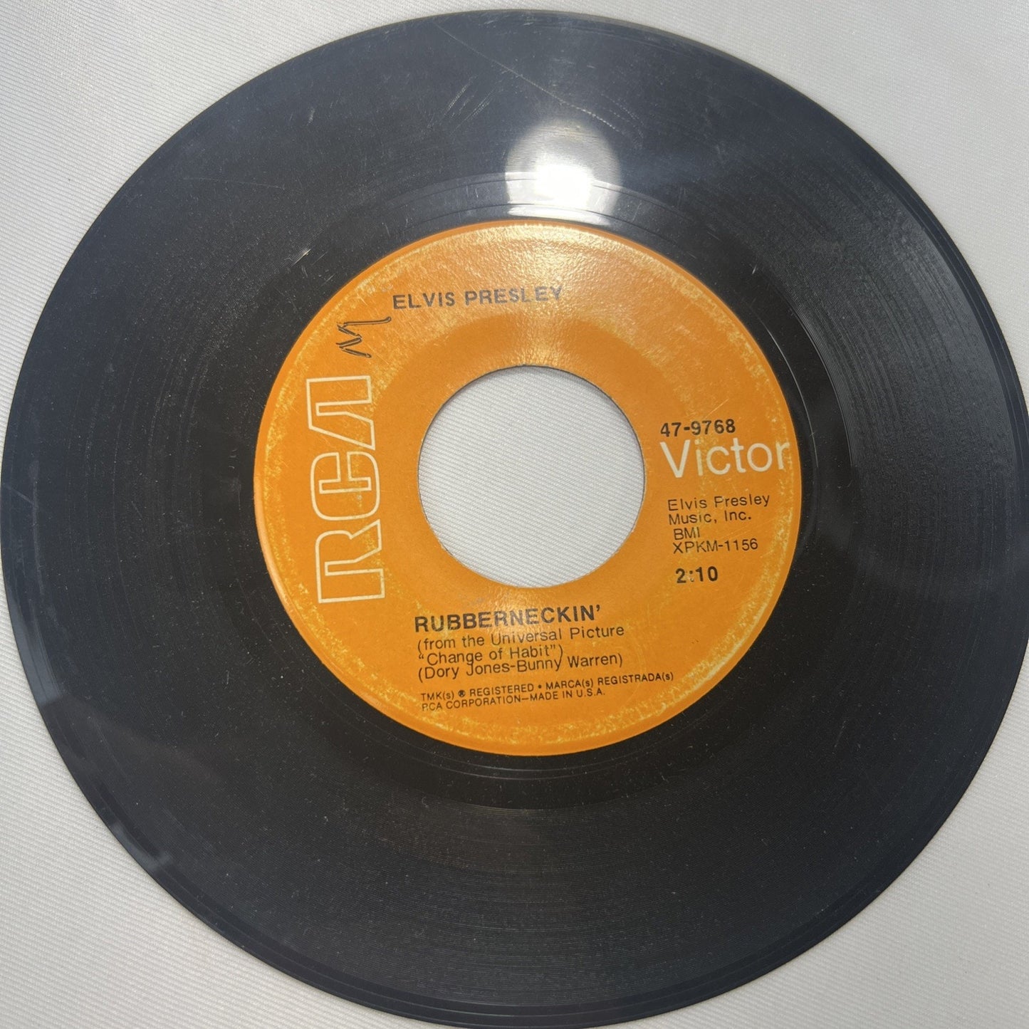 Elvis Presley 7" 45 RPM "Don't Cry Daddy" & "Rubberneckin" Record Rare Find