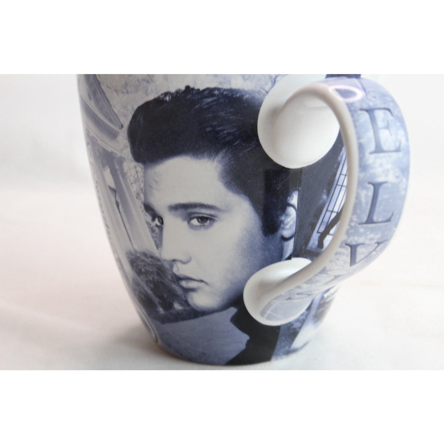 Elvis Presley Mug Cup Coffee Tea Graceland Black & White Photos Movies Rare Find