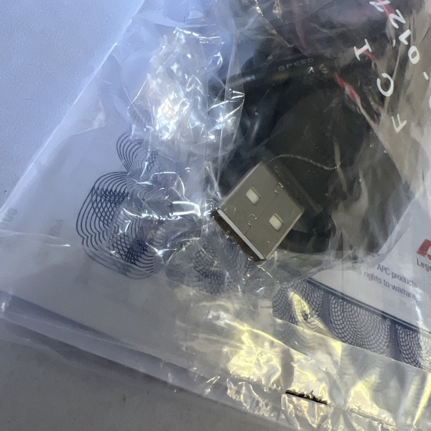 APC FCI 940-0127E APC USB to RJ45 Cable With Manual Back UPS XS 1000