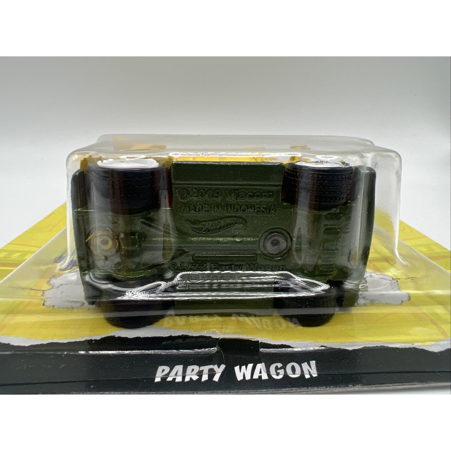 Hot Wheels Premium Pop Culture Teenage Mutant Ninja Turtles Party Wagon Van