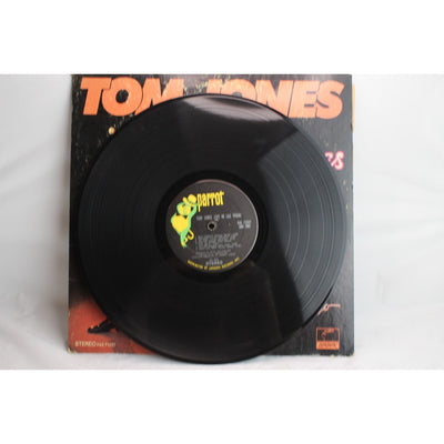 Tom Jones – Live in Las Vegas Vinyl Record Used