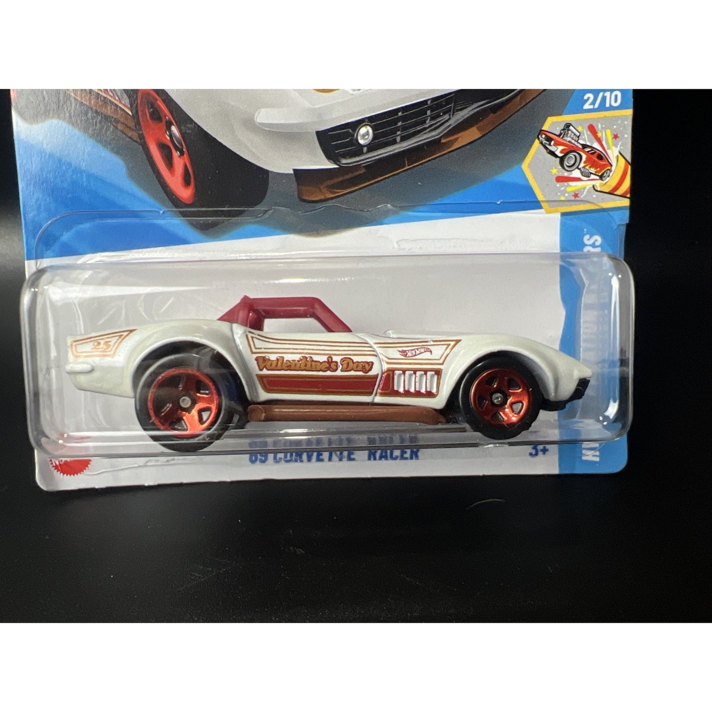 Hot Wheels 2025 Celebration 2/10 '69 Corvette Racer 51/250 White Valentine's Day