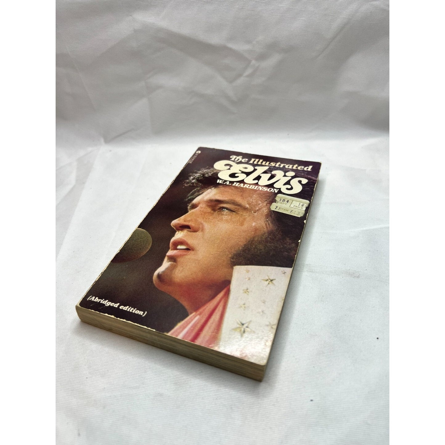 The Illustrated ELVIS by W.A. Harbinson Hardcover Biography Book Used
