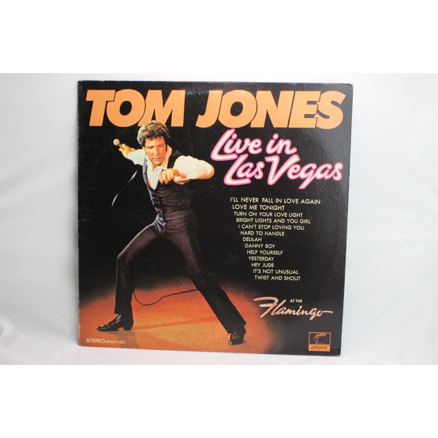 Tom Jones – Live in Las Vegas Vinyl Record Used