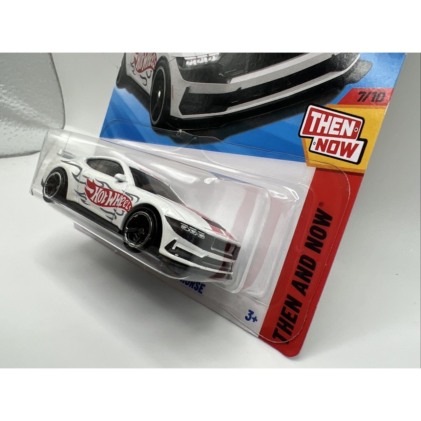 Hot Wheels 2025 Ford Mustang Dark Horse 7/10 #219 Then and Now White Race Car