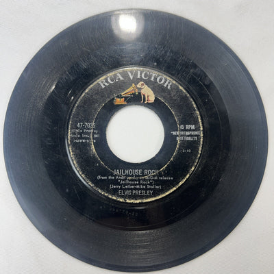 Elvis Presley Jailhouse Rock / Treat Me Nice RCA Victor 47-7035 1957 45 rpm Rare