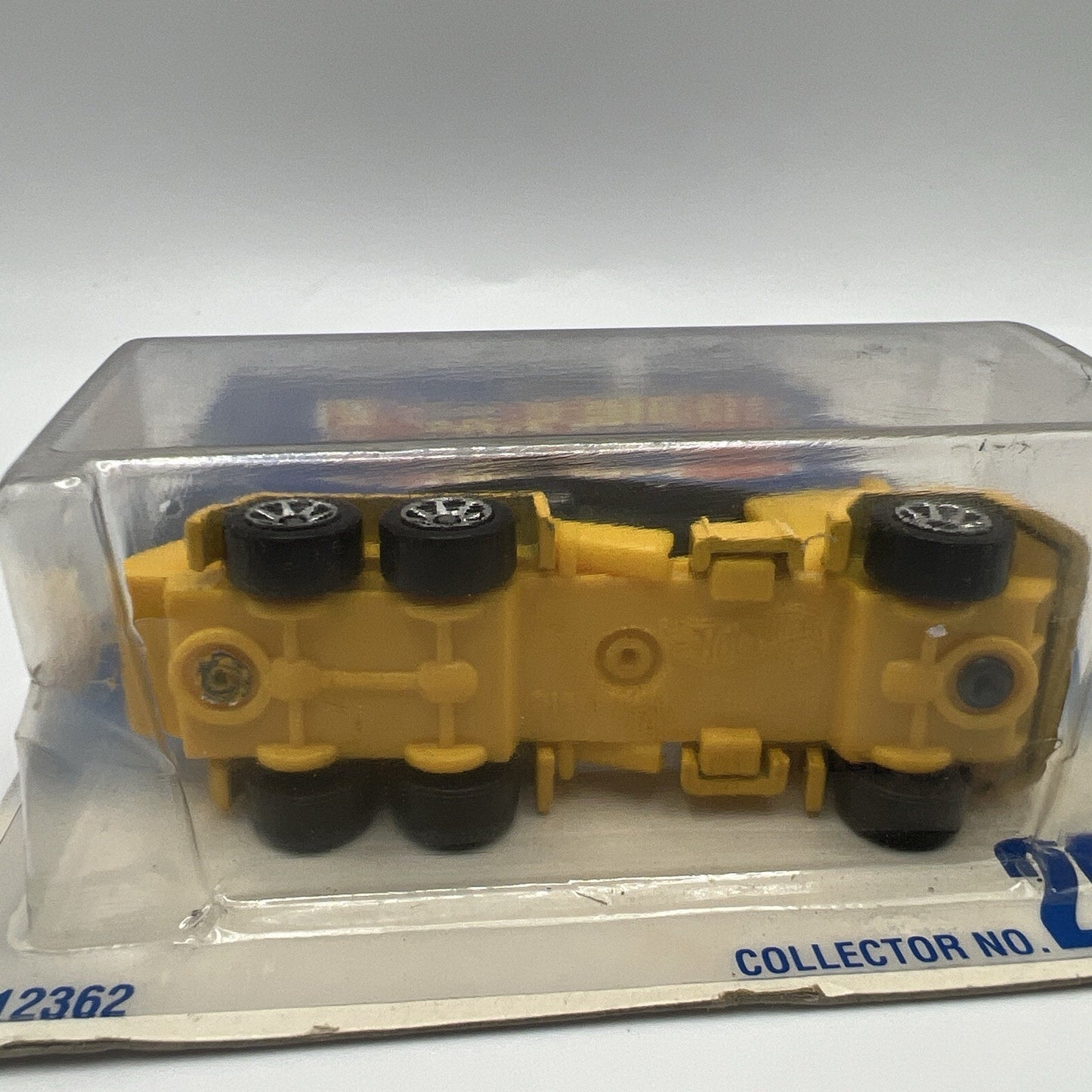 1991 Hot Wheels Oshkosh Cement Mixer #269 Yellow Construction Truck Die Cast