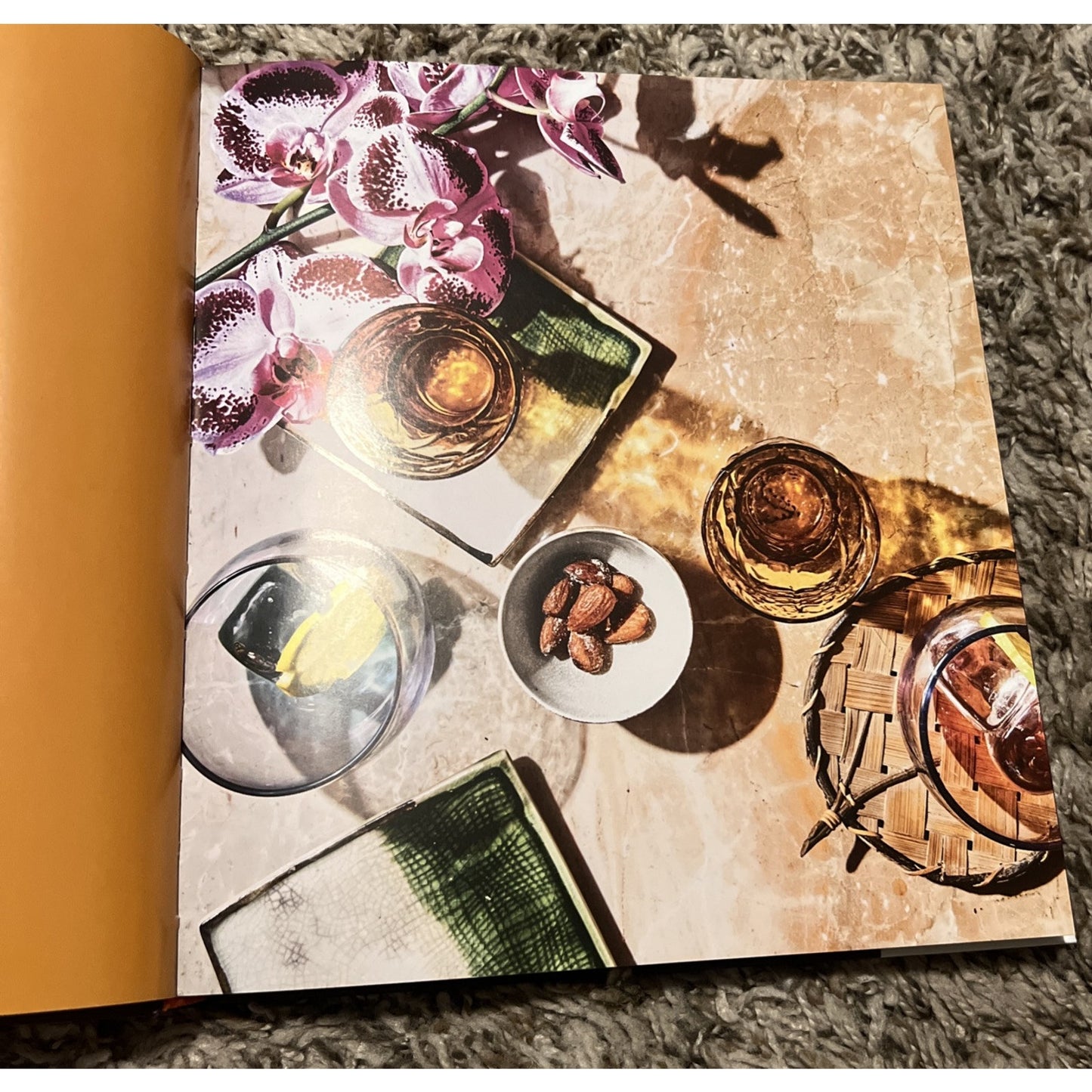 Drink Lightly : A Lighter Take on Serious Cocktails Bartender Liquor Book