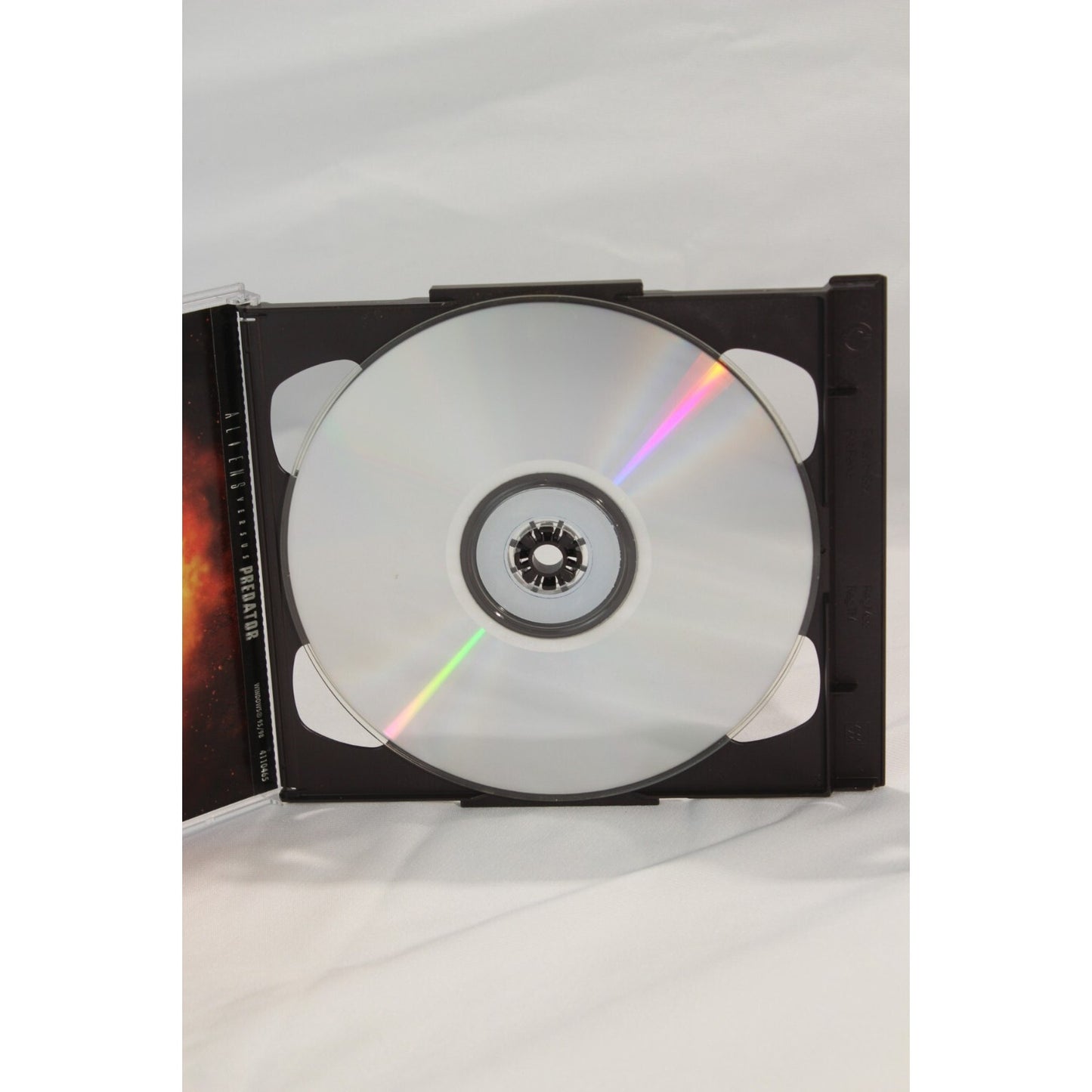 Aliens Versus Predator PC CD-ROM Tested Video Game Used Sci-Fi Shooter Game