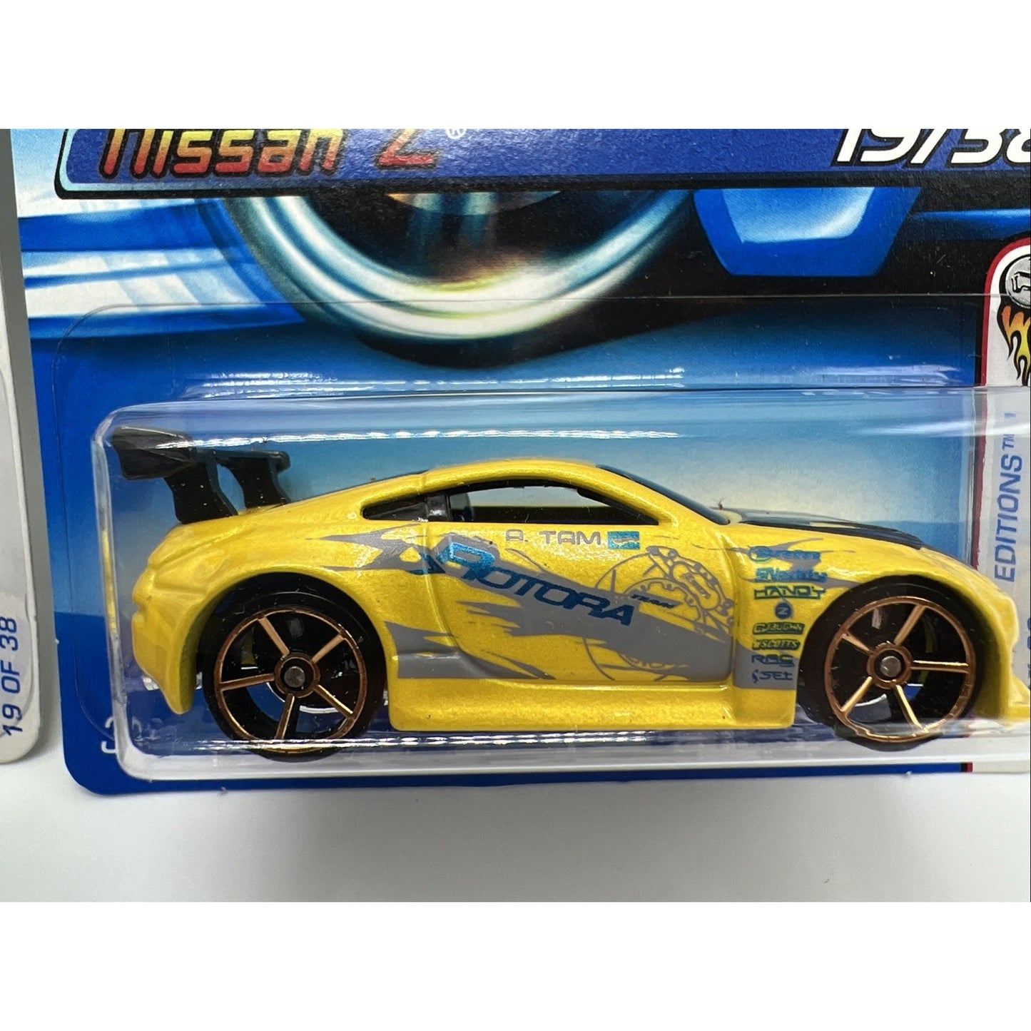 Hot Wheels 2006 1st Edition Nissan Z Yellow And FTE Version 19/38 Plus Ultra