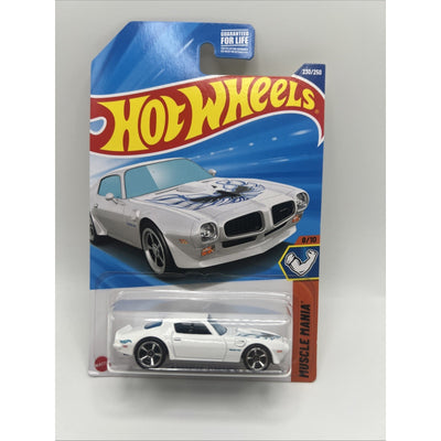 Hot Wheels 73 Pontiac Firebird 2025 Muscle Mania 1973 Muscle Car White