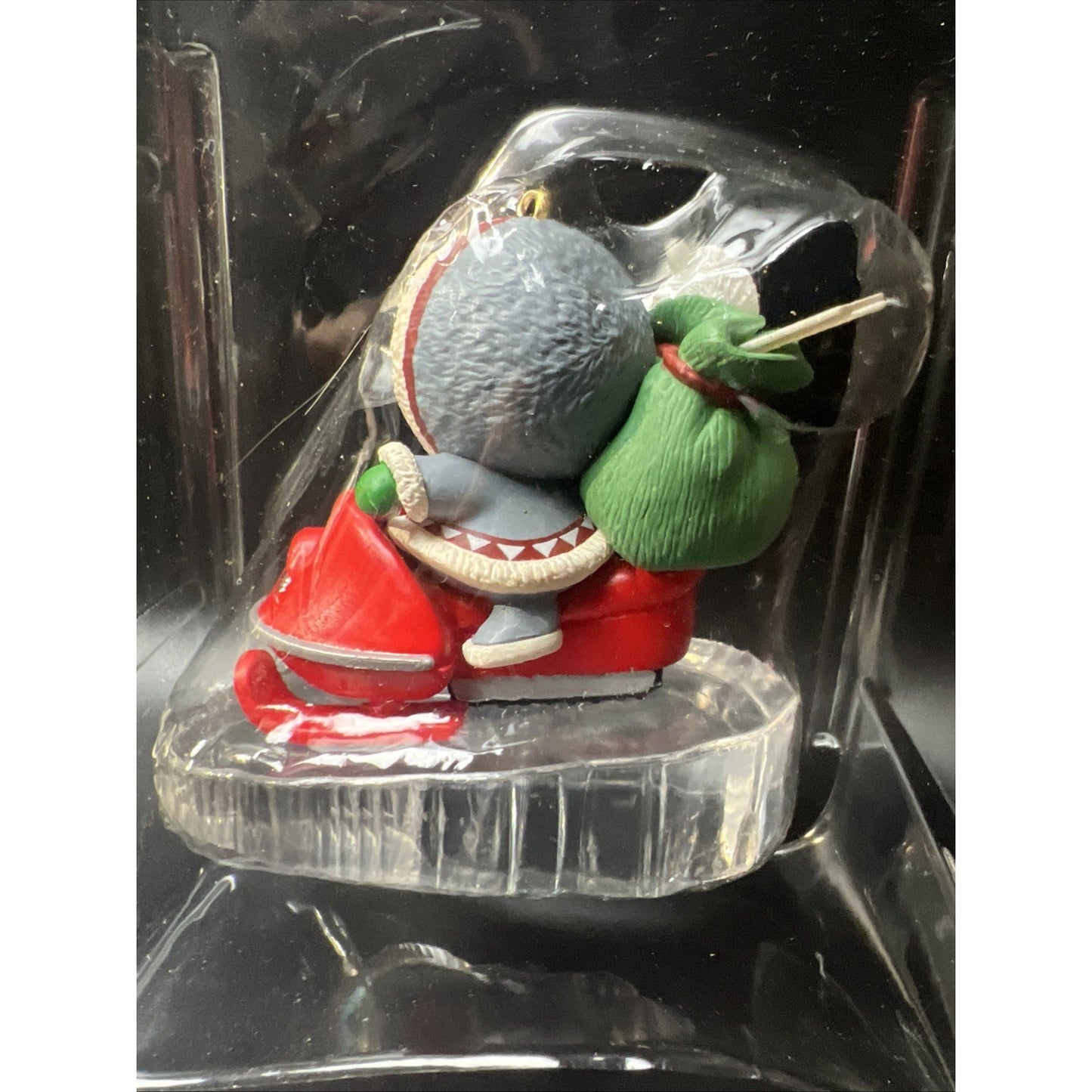 Adorable Hallmark Keepsake Frosty Friends 1995 Eskimo And Penguin #16 Vintage